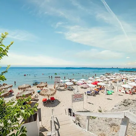 Prestige - Private - Bsr - 1 Apartament 4*