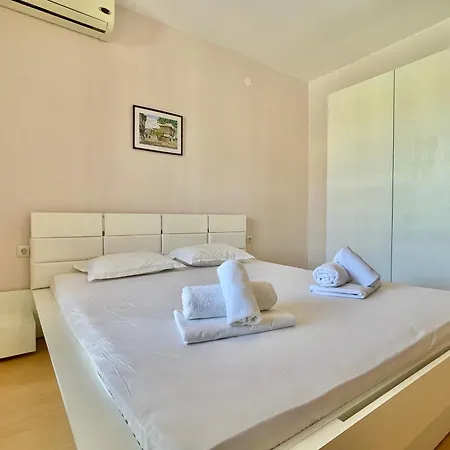 Prestige - Private - Bsr - 1 Apartament